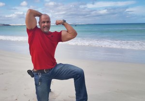 Arniston red shirt flex Gert Louw