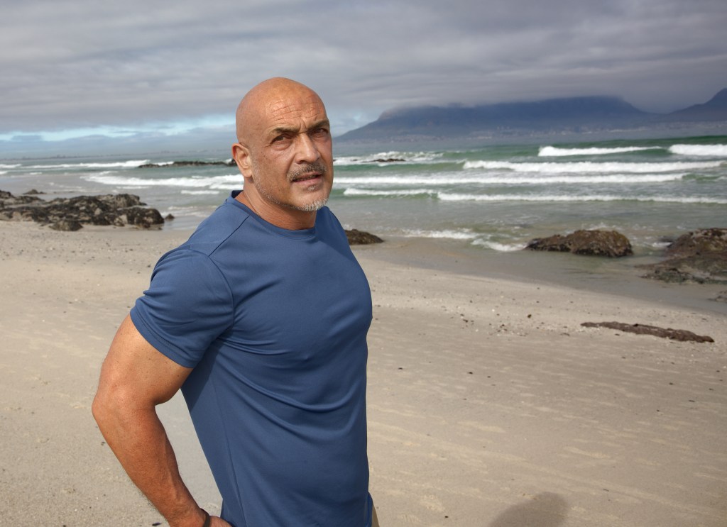 I looked like I could survive the end of the world.
Then my wife called me to deal with a rat named Davy, a blunt shovel, and a situation no photo prepares you for.